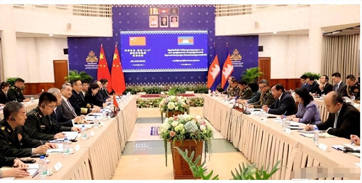 世界杯客户端升级说明-终于谈妥了，王毅挥手告别，中柬达成6项共识，中方拿到洪森口信
